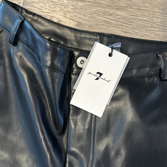 7 For All Mankind Black Faux Leather Cargo Bottom Draw String Size XS & Small - Picture 4 of 9